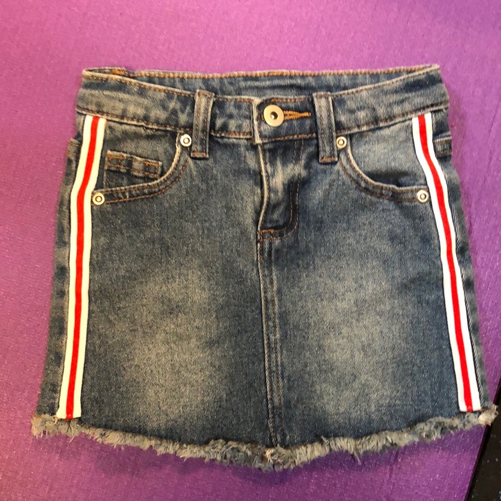 Denim skirt with racer stripes